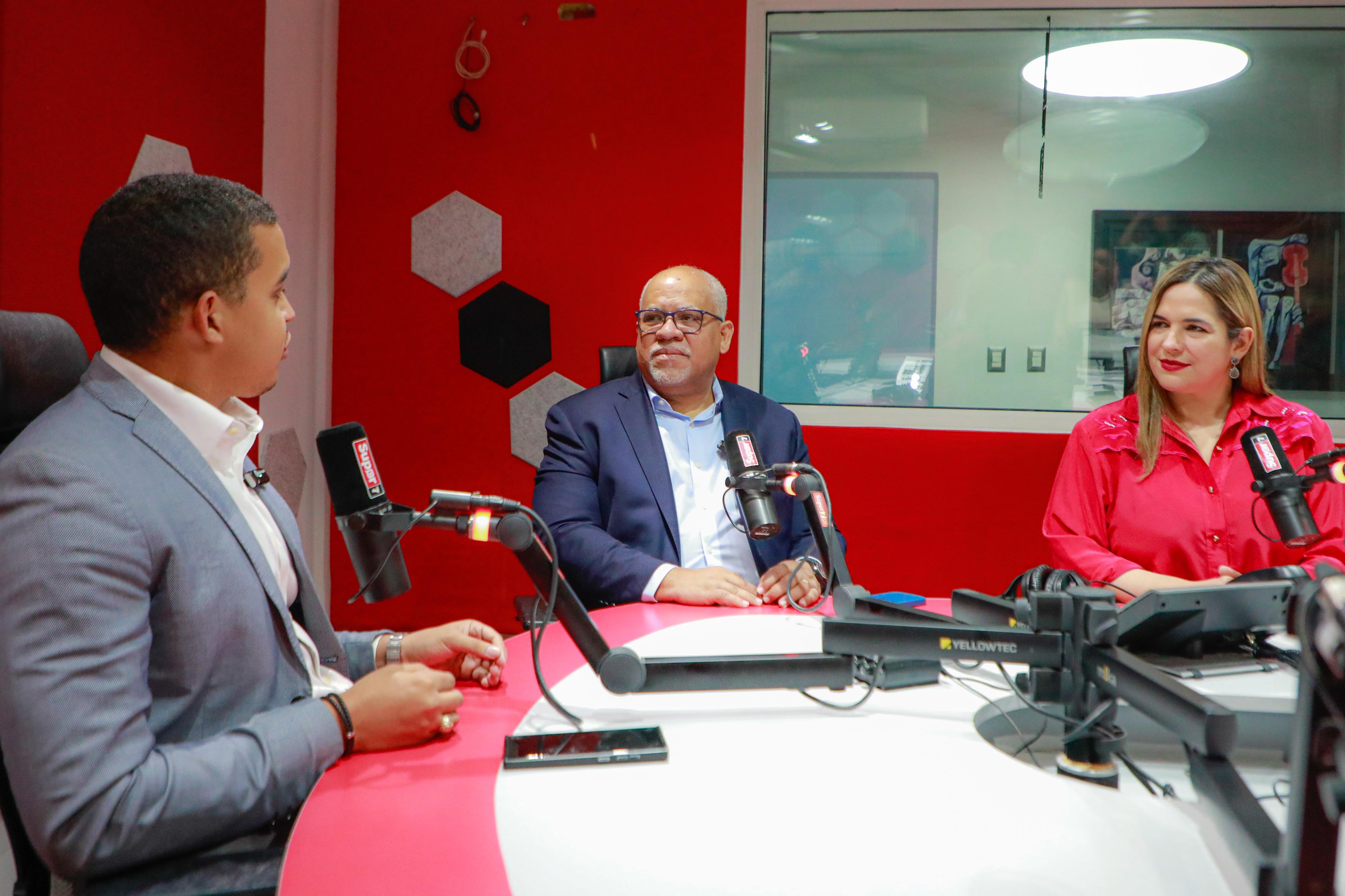 Director de Promipyme y subdirectora de Planificación participan en programa "imoney Radio"